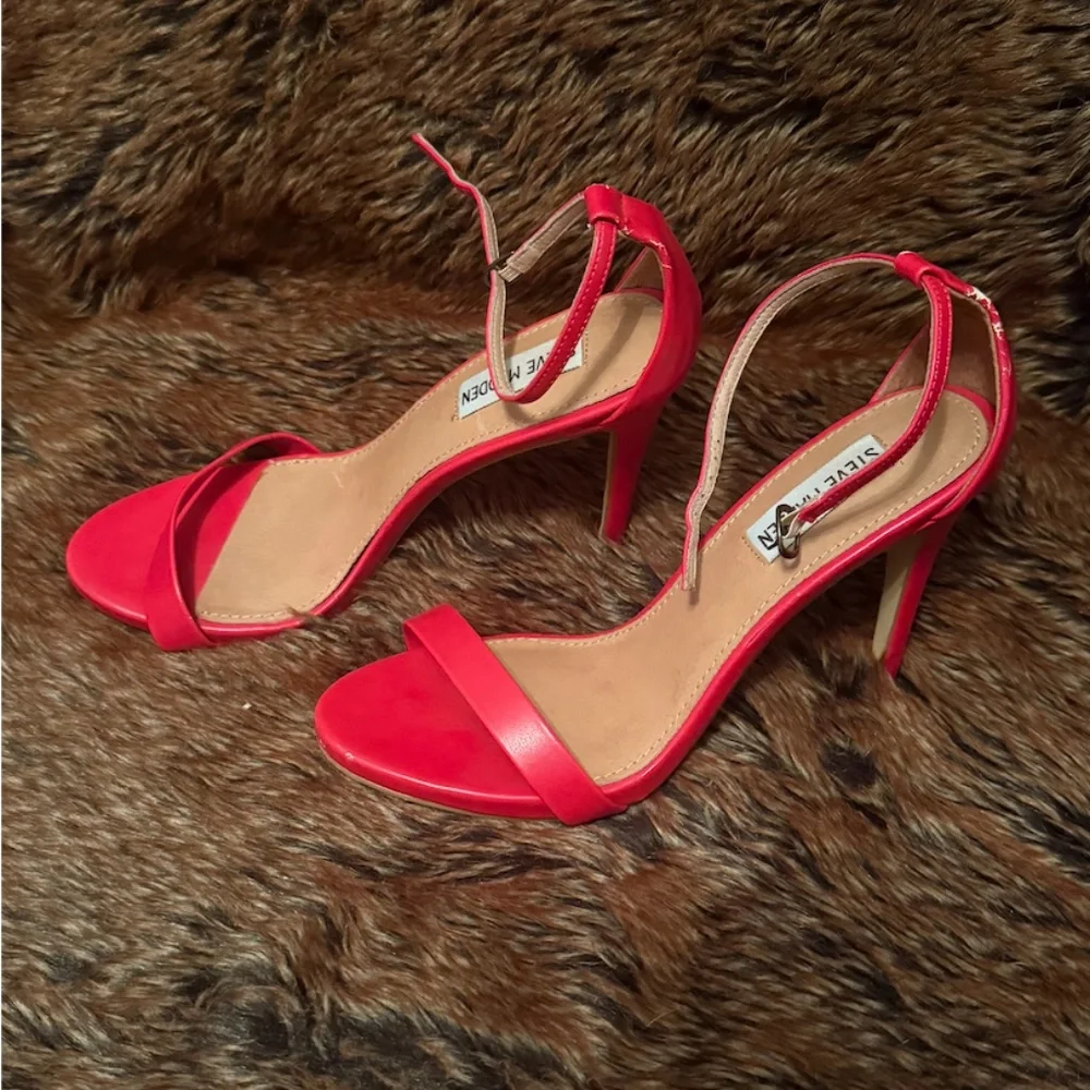 Red Steve Madden Heel LIKE NEW Size 8 Stecy Shoe - Picture 7 of 7